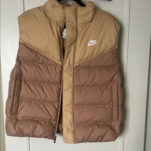 Nike Two-Tone Puffer Vest in Tan and Brown